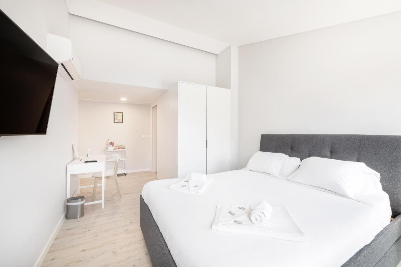 Olala Lisbon Oriente Suites A エクステリア 写真